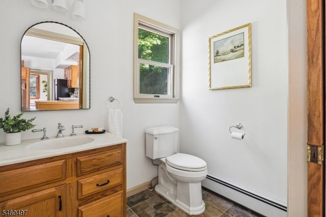 34 Sunnyslope Ave, Long Hill Twp., NJ 07946