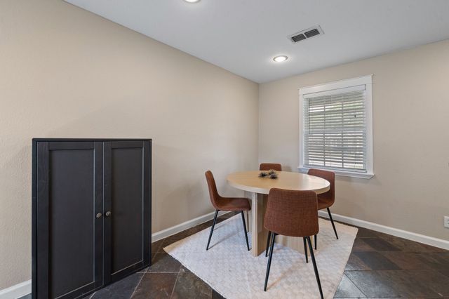 5328 Caroldean Street, Haltom City, TX 76117