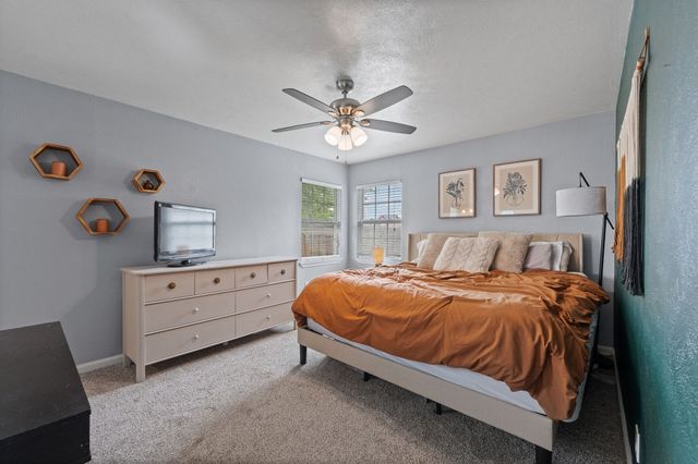 5328 Caroldean Street, Haltom City, TX 76117