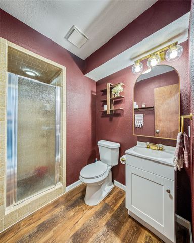 328 Shadowwood Trail, Ovilla, TX 75154