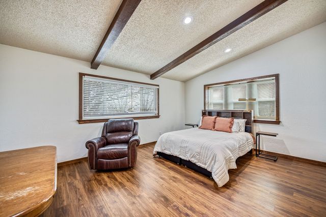 328 Shadowwood Trail, Ovilla, TX 75154