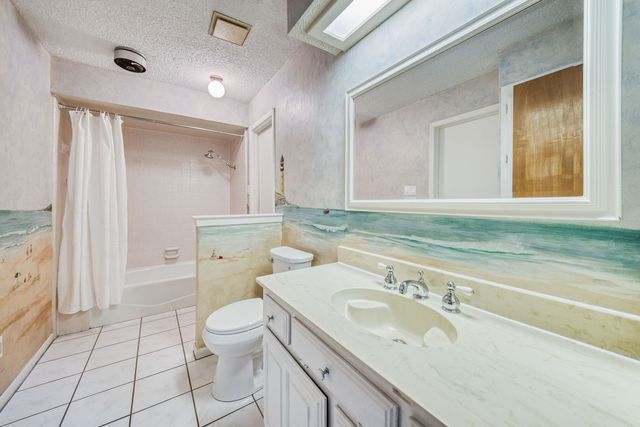 328 Shadowwood Trail, Ovilla, TX 75154