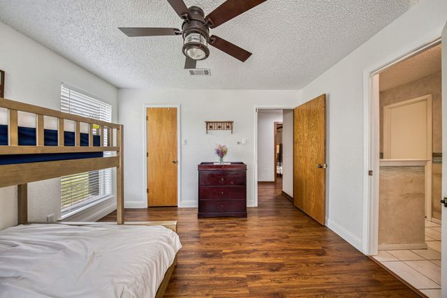 328 Shadowwood Trail, Ovilla, TX 75154