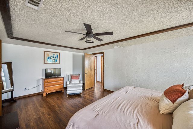 328 Shadowwood Trail, Ovilla, TX 75154