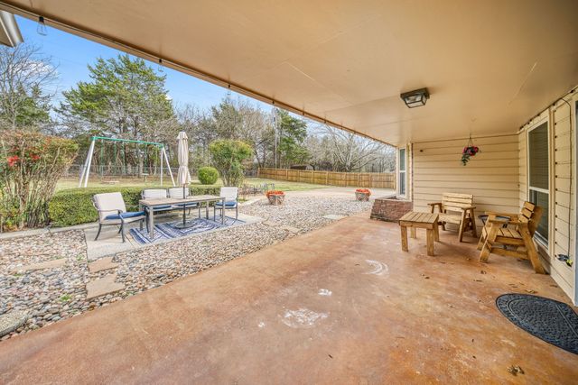 328 Shadowwood Trail, Ovilla, TX 75154