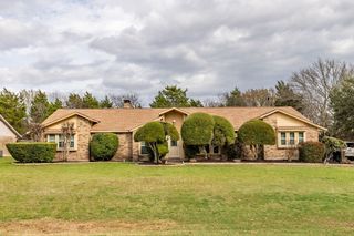 328 Shadowwood Trail, Ovilla, TX 75154