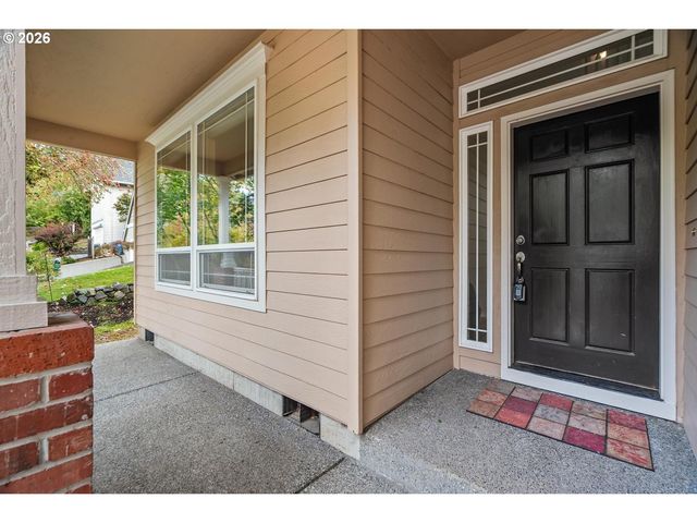3220 Sw LURADEL St, Portland, OR 97219