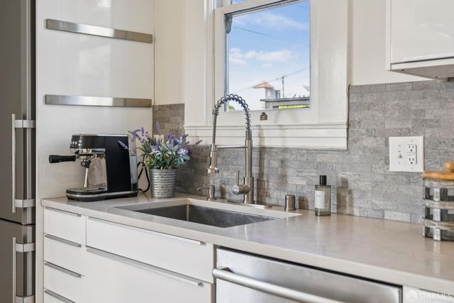 703 Vermont Street, San Francisco, CA 94107