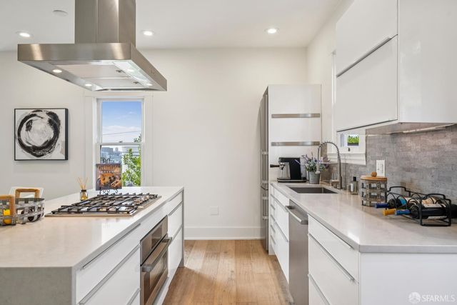 703 Vermont Street, San Francisco, CA 94107