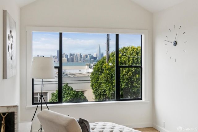 703 Vermont Street, San Francisco, CA 94107