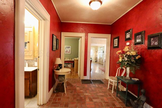 2103 S POLK Street, Amarillo, TX 79109