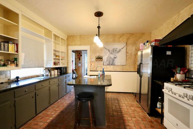 2103 S POLK Street, Amarillo, TX 79109