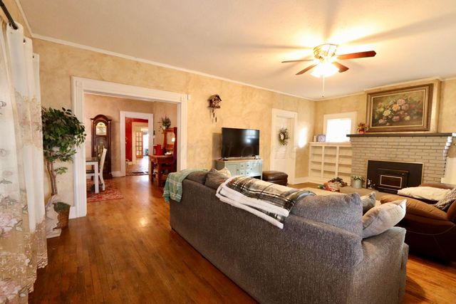 2103 S POLK Street, Amarillo, TX 79109