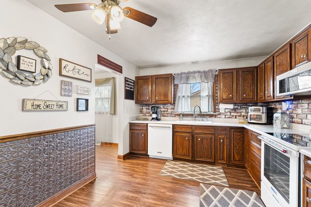 110 Andrea Court, Cleveland, IL 61241