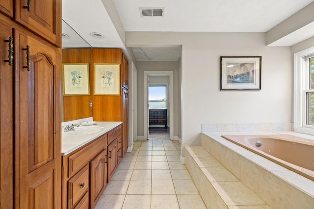 2309 Oregon Road, Versailles, KY 40383