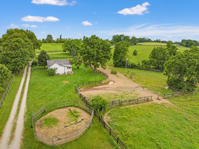 2309 Oregon Road, Versailles, KY 40383