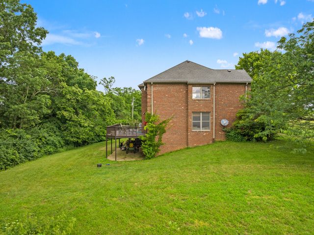 2309 Oregon Road, Versailles, KY 40383