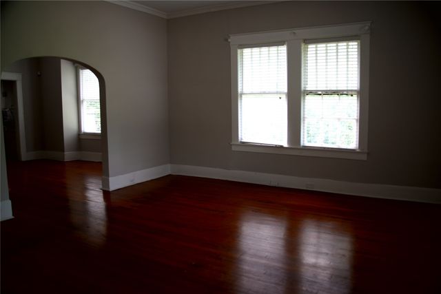 2502 Park Row Avenue, Dallas, TX 75215