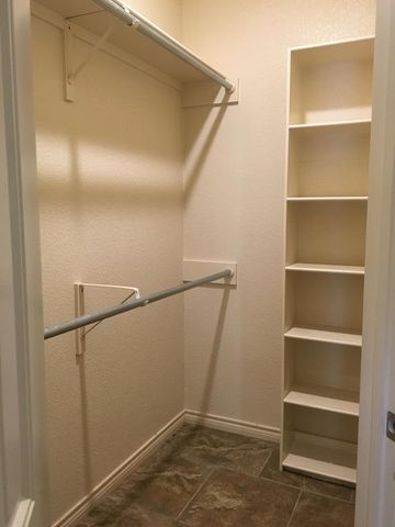 1513 Club Dr, Midland, TX 79701