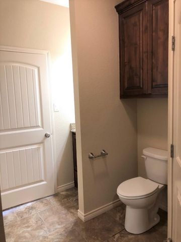 1513 Club Dr, Midland, TX 79701