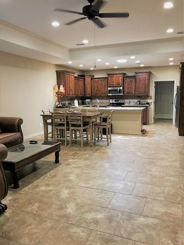 1513 Club Dr, Midland, TX 79701