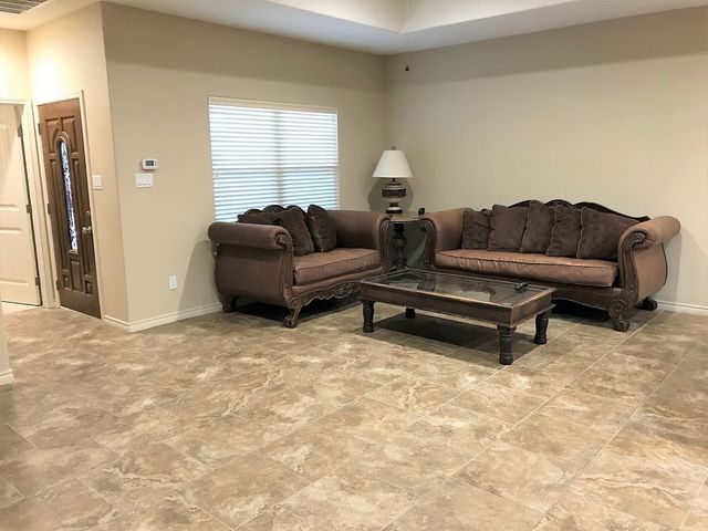 1513 Club Dr, Midland, TX 79701