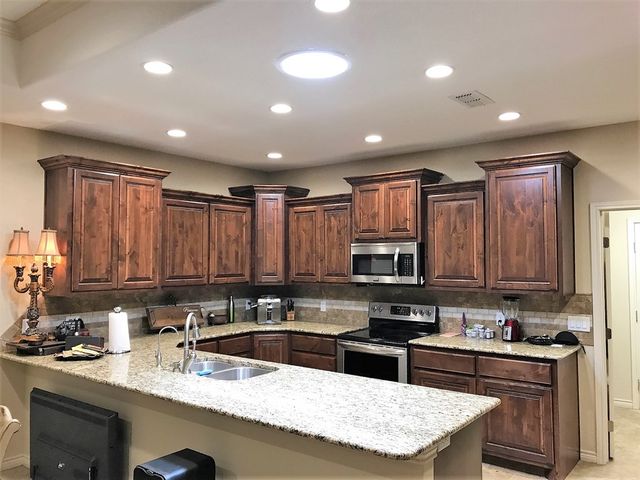 1513 Club Dr, Midland, TX 79701