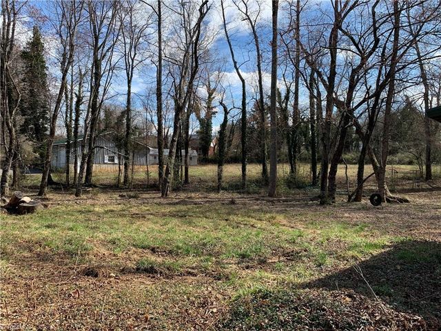 320 W King Street, King, NC 27021