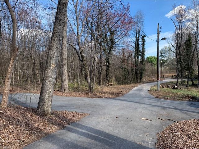 320 W King Street, King, NC 27021