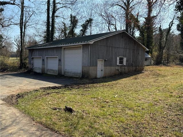 320 W King Street, King, NC 27021