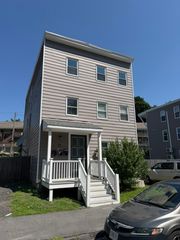 31 North St, Worcester, MA 01605