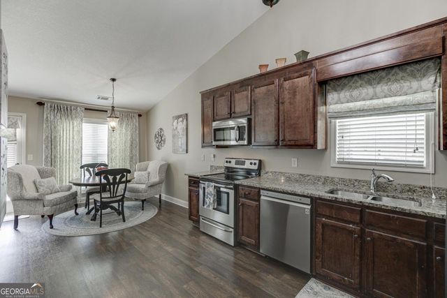 818 Bradmore Court, Hoschton, GA 30548