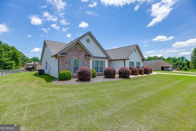 818 Bradmore Court, Hoschton, GA 30548