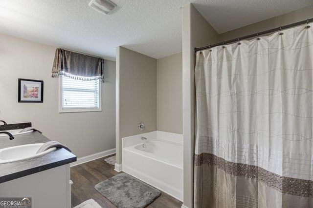 818 Bradmore Court, Hoschton, GA 30548