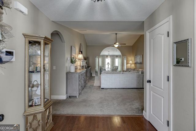 818 Bradmore Court, Hoschton, GA 30548