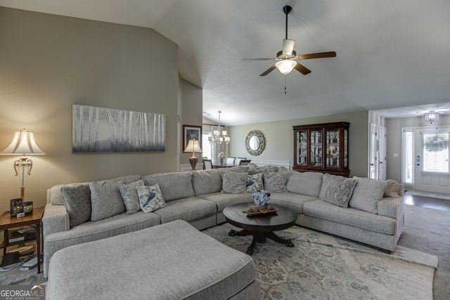 818 Bradmore Court, Hoschton, GA 30548