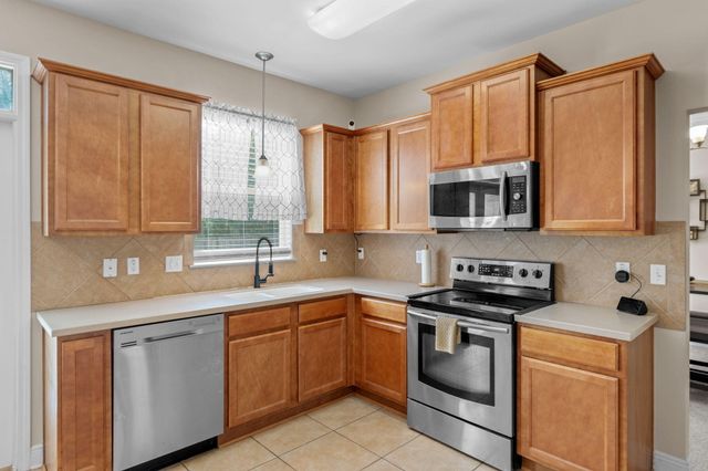 3618 Topaz Circle, Navarre, FL 32566