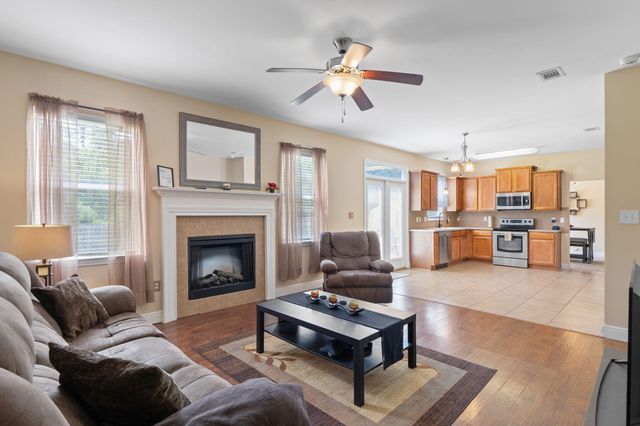 3618 Topaz Circle, Navarre, FL 32566