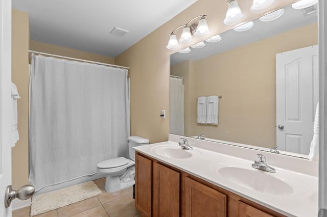 3618 Topaz Circle, Navarre, FL 32566