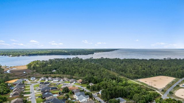 3618 Topaz Circle, Navarre, FL 32566