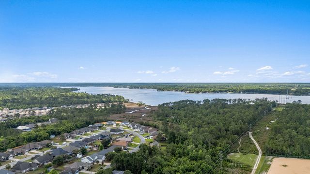 3618 Topaz Circle, Navarre, FL 32566