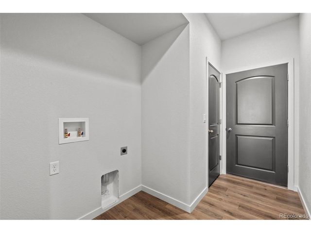 824 E Loma Dr, Pueblo West, CO 81007