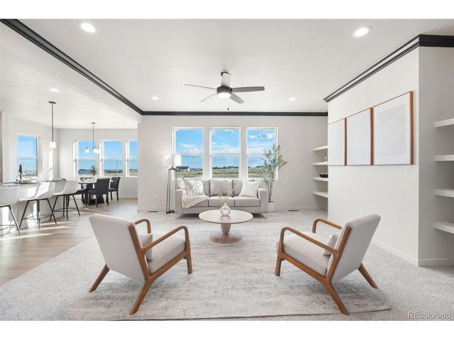824 E Loma Dr, Pueblo West, CO 81007