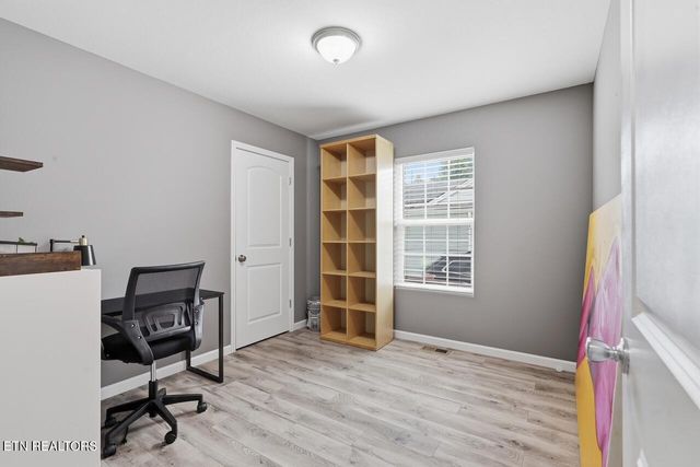 2721 Carson Ave, Knoxville, TN 37917