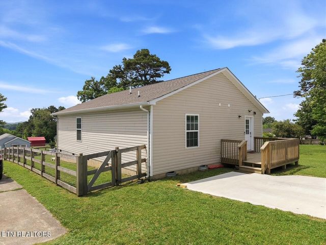 2721 Carson Ave, Knoxville, TN 37917
