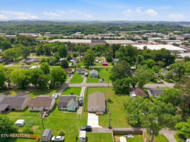 2721 Carson Ave, Knoxville, TN 37917