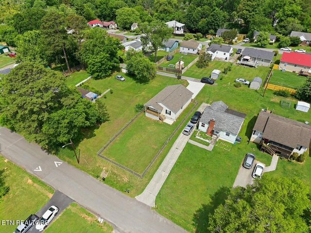 2721 Carson Ave, Knoxville, TN 37917