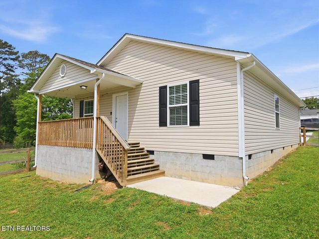 2721 Carson Ave, Knoxville, TN 37917