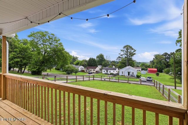 2721 Carson Ave, Knoxville, TN 37917
