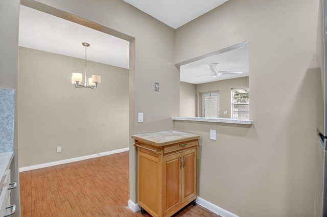 265 Windsor L, West Palm Beach, FL 33417